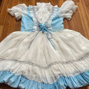 Vintage Genway girls dress. Sound of music vibes. Slight yellowing on sides.